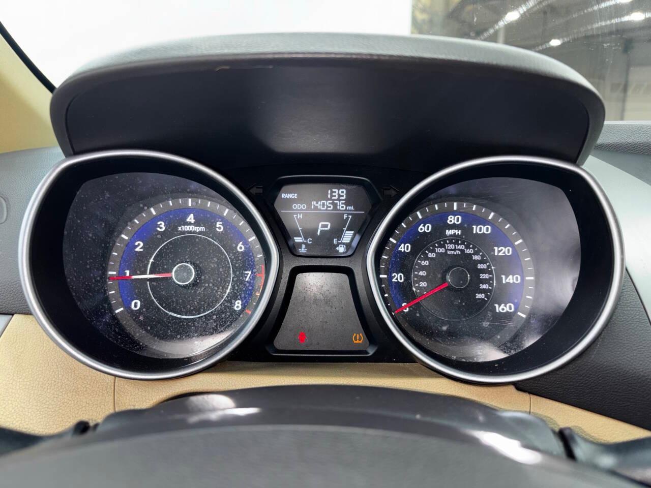 Hyundai Elantra Limited 2011