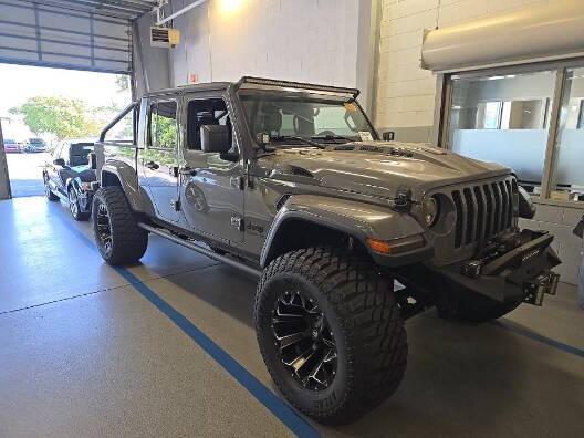 Jeep Gladiator Sport 2021