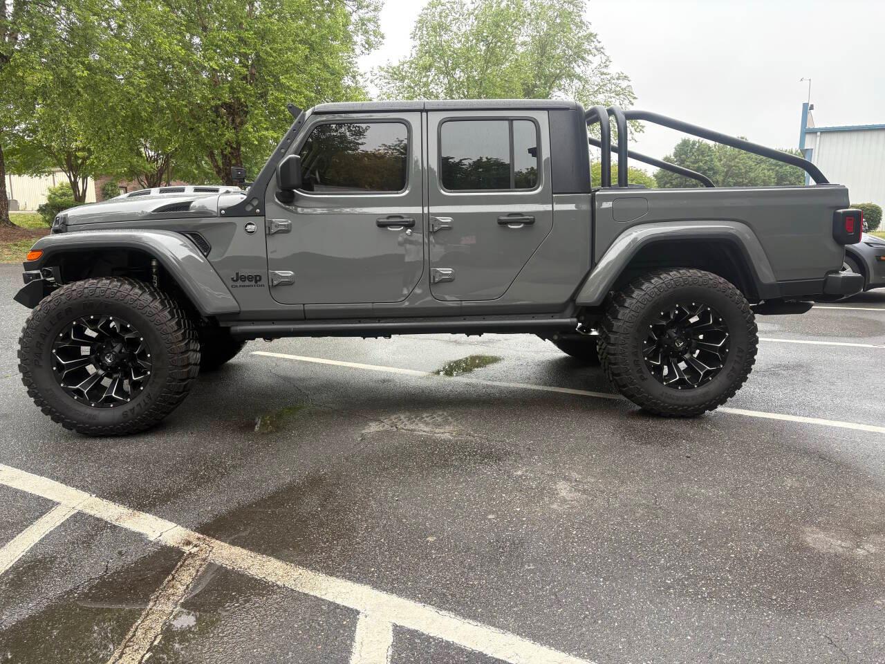Jeep Gladiator Sport 2021