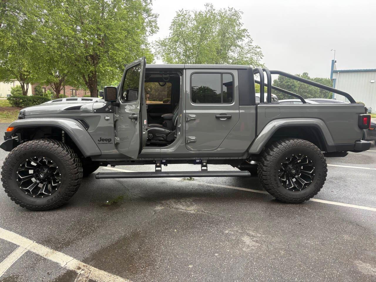 Jeep Gladiator Sport 2021