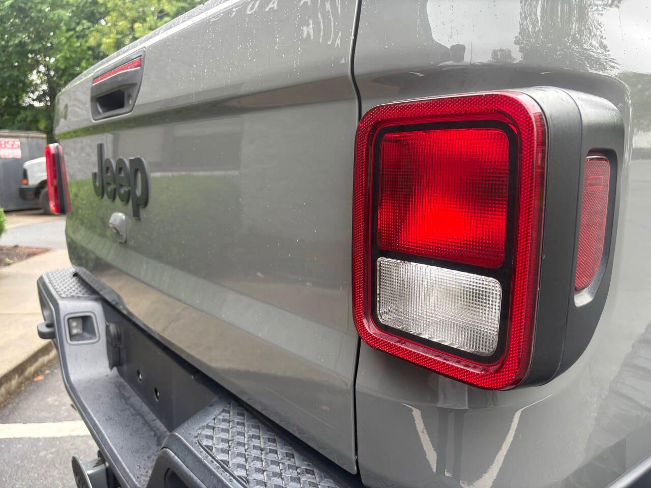 Jeep Gladiator Sport 2021