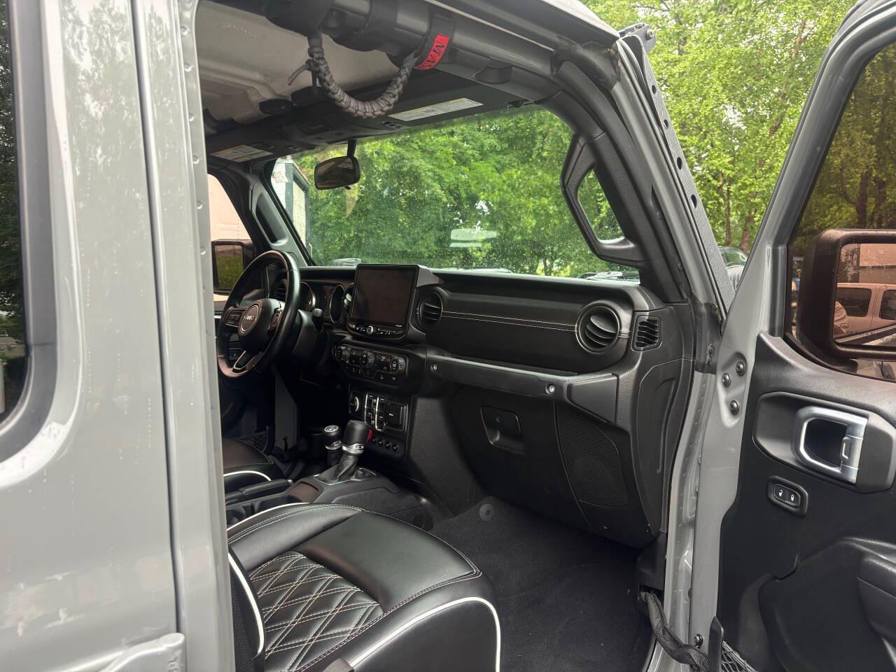 Jeep Gladiator Sport 2021