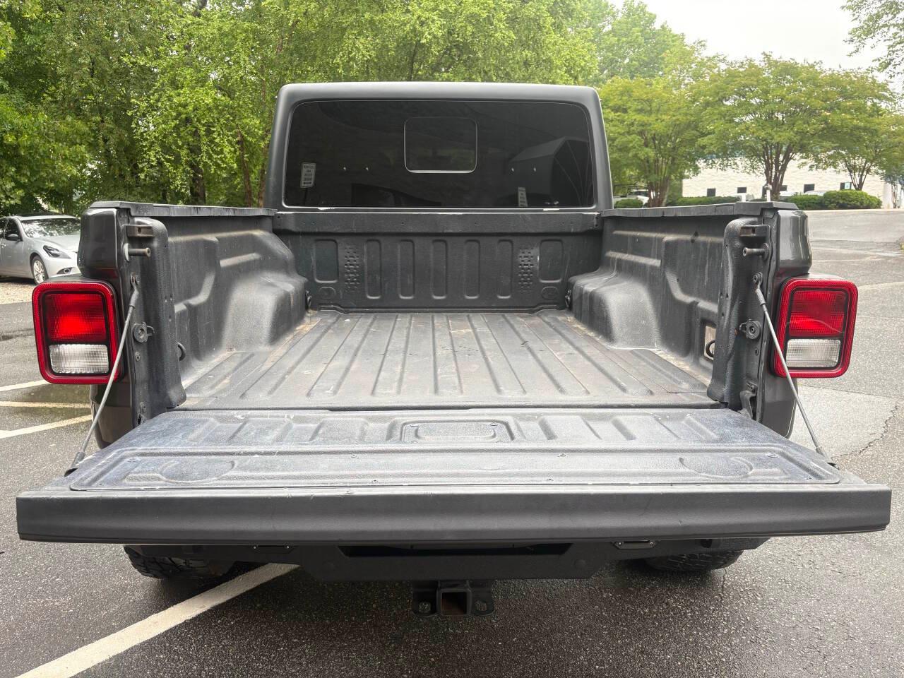 Jeep Gladiator Sport 2021