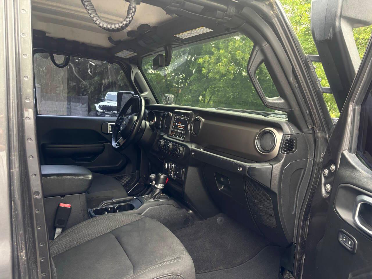Jeep Gladiator Sport 2021