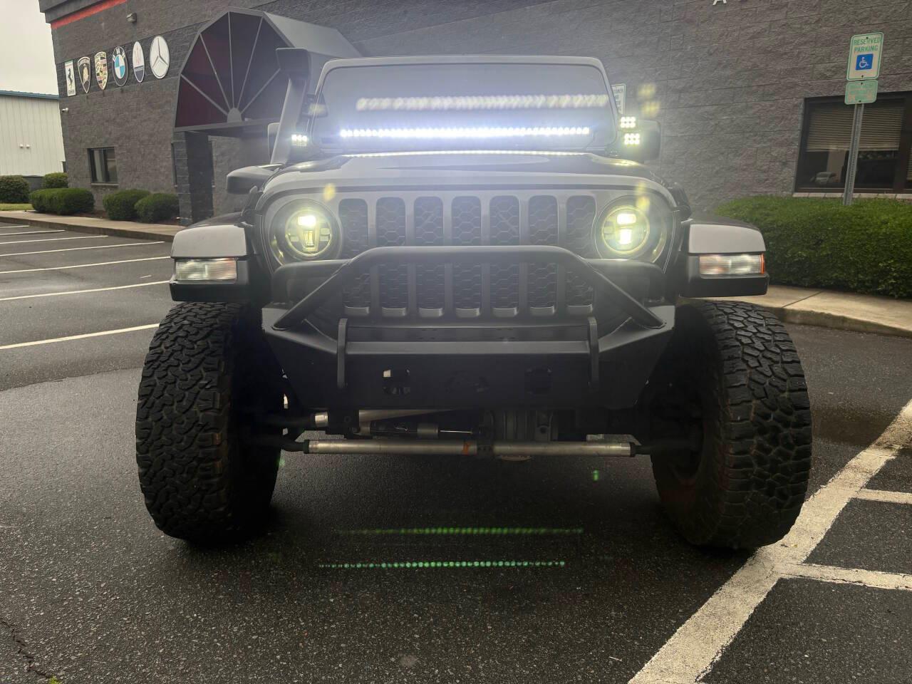 Jeep Gladiator Sport 2021