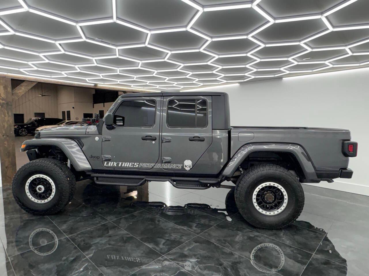 Jeep Gladiator Sport 2021