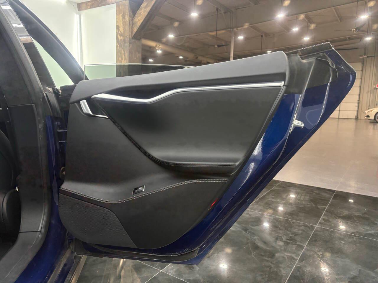 Tesla Model S 60 2017