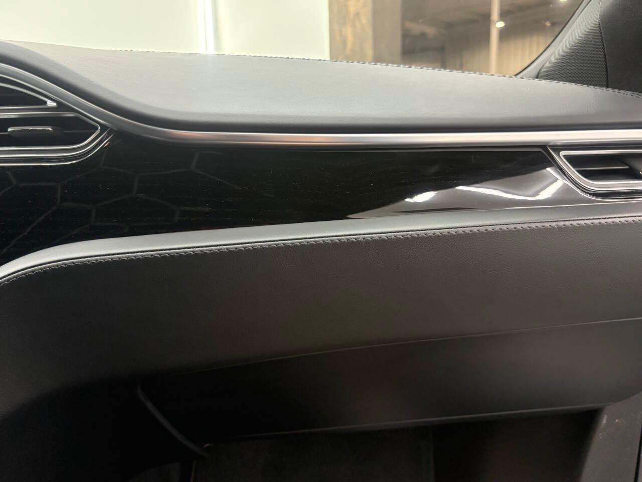 Tesla Model S 60 2017