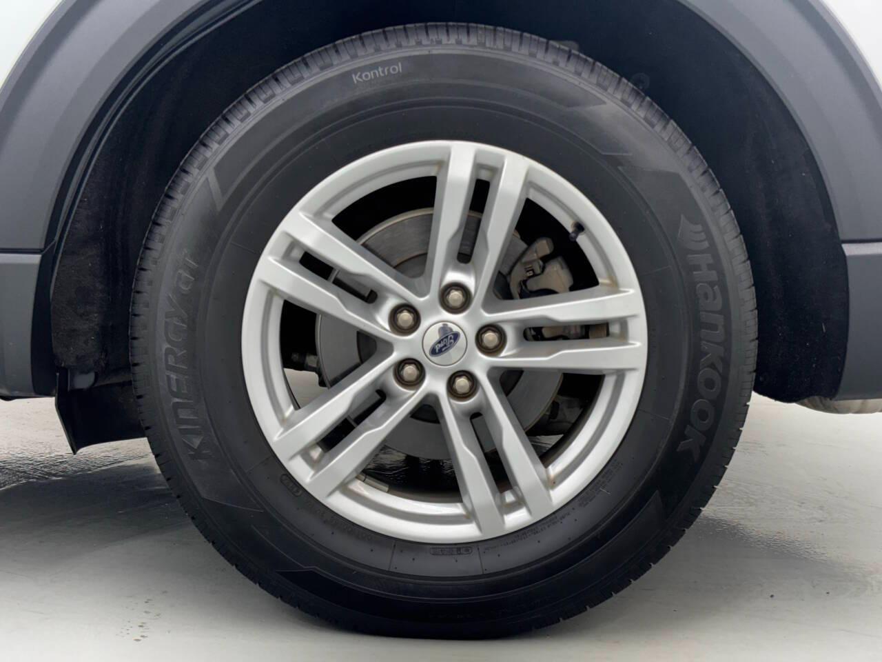 Ford Explorer XLT 2021