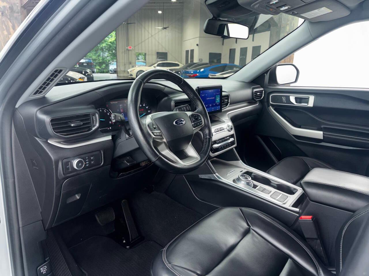 Ford Explorer XLT 2021