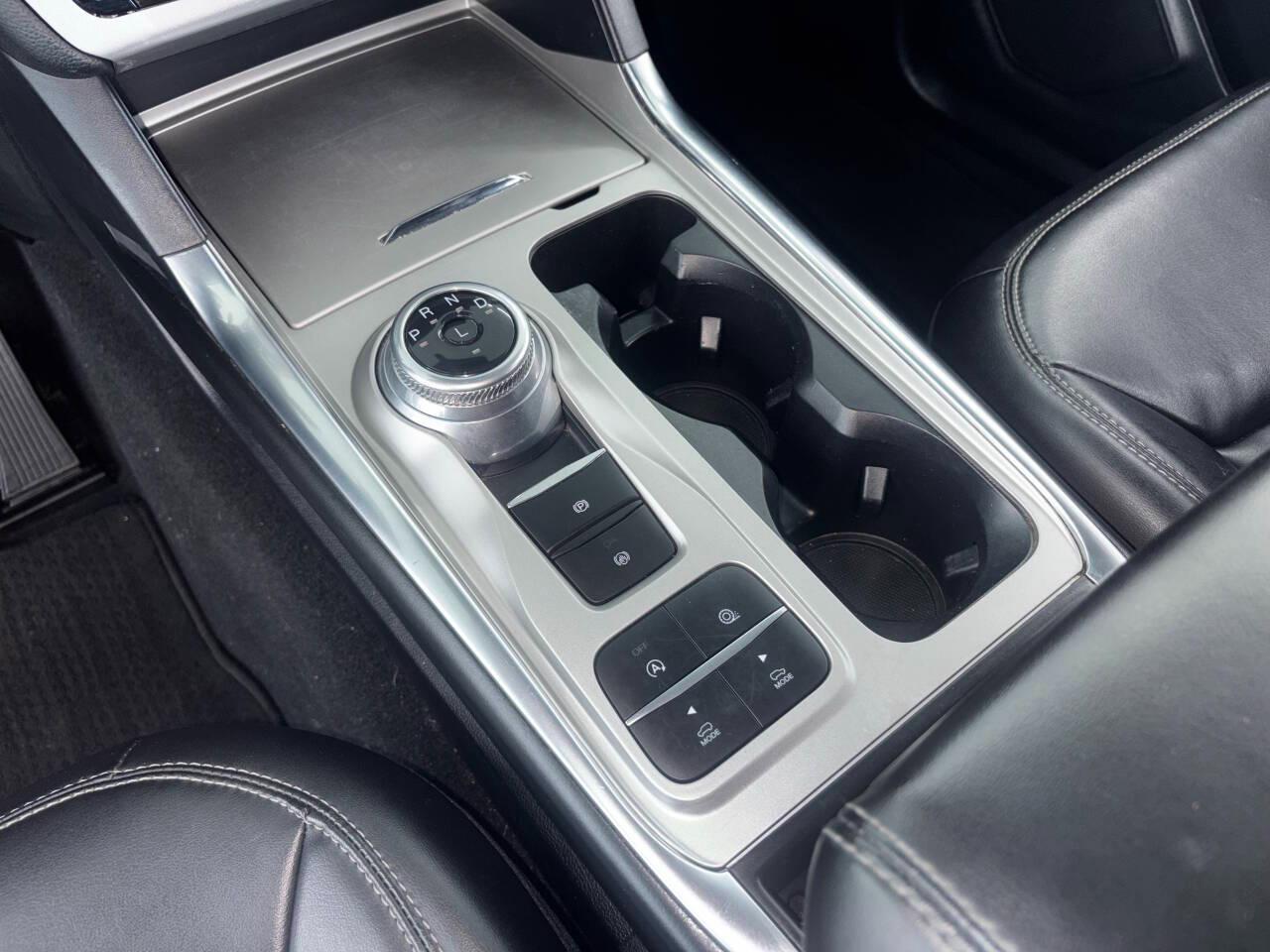 Ford Explorer XLT 2021