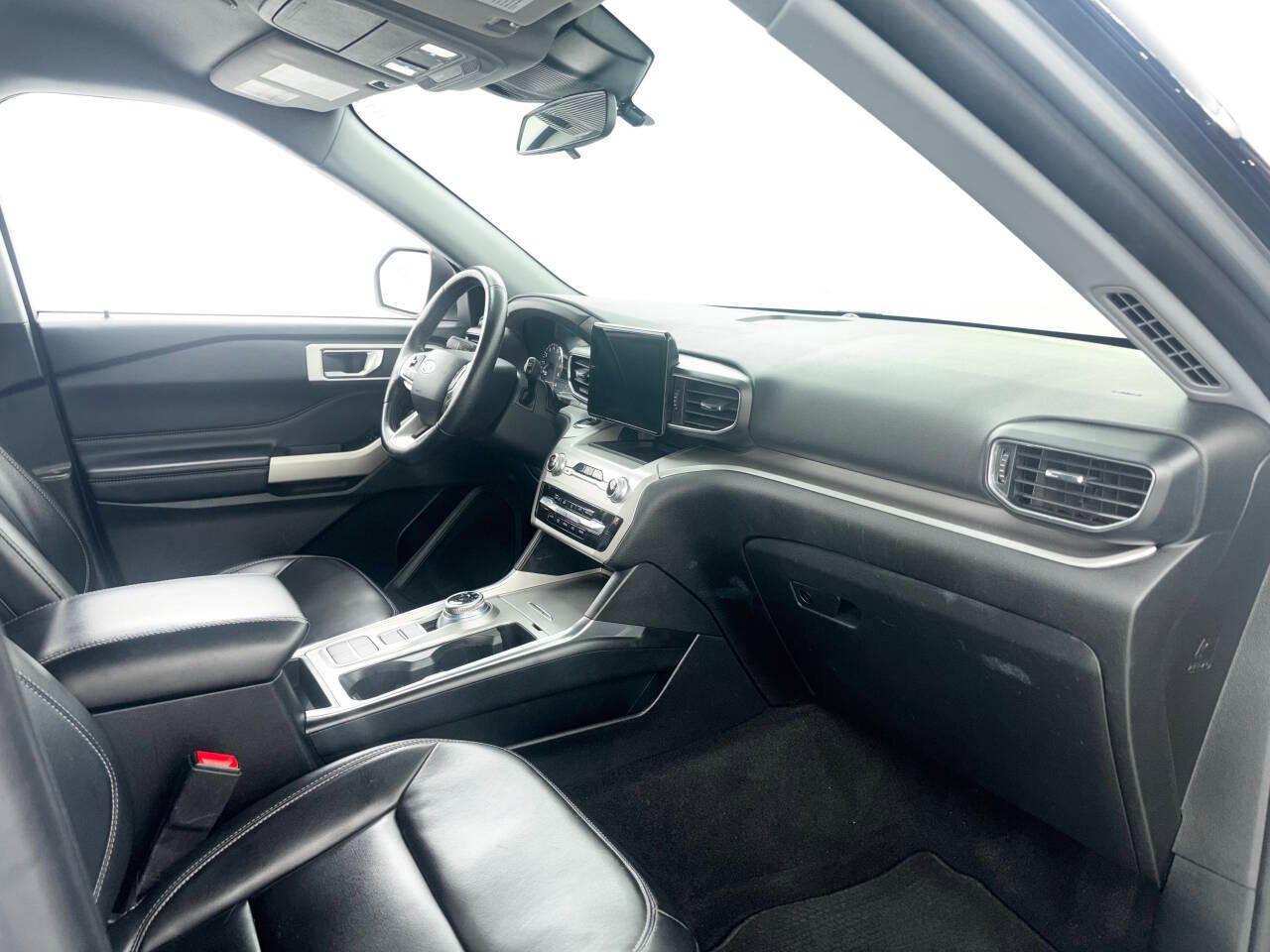 Ford Explorer XLT 2021