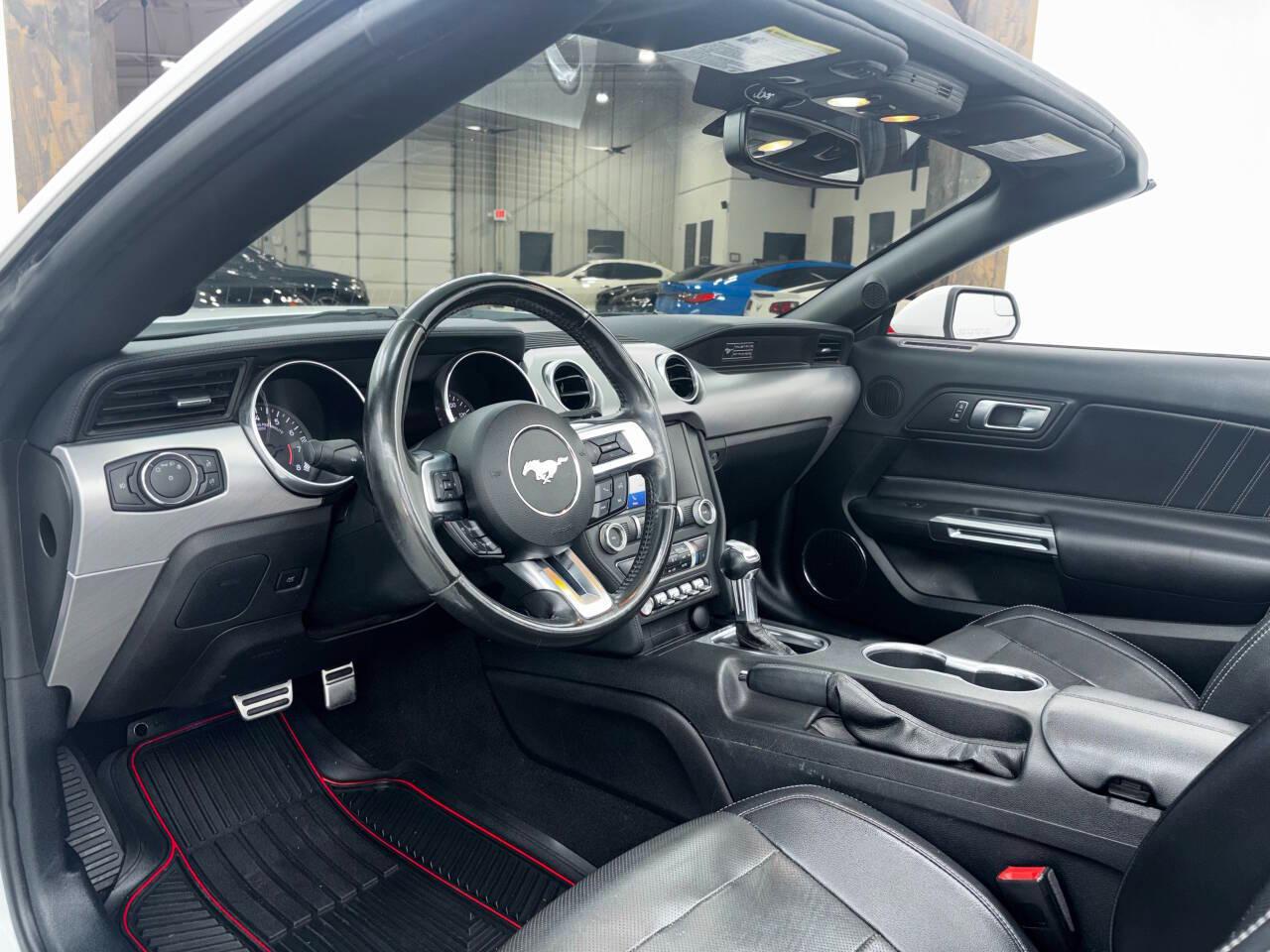 Ford Mustang EcoBoost Premium Convertible 2020