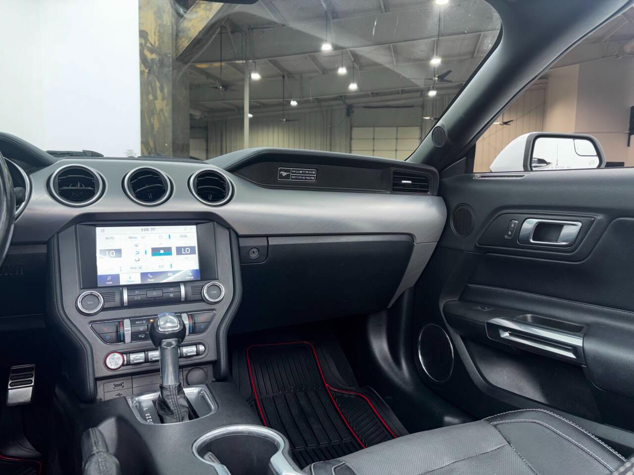 Ford Mustang EcoBoost Premium Convertible 2020