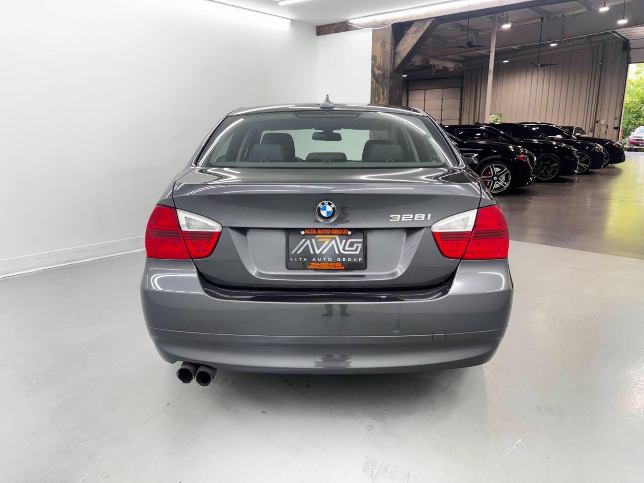 BMW 3-Series 328i 2008