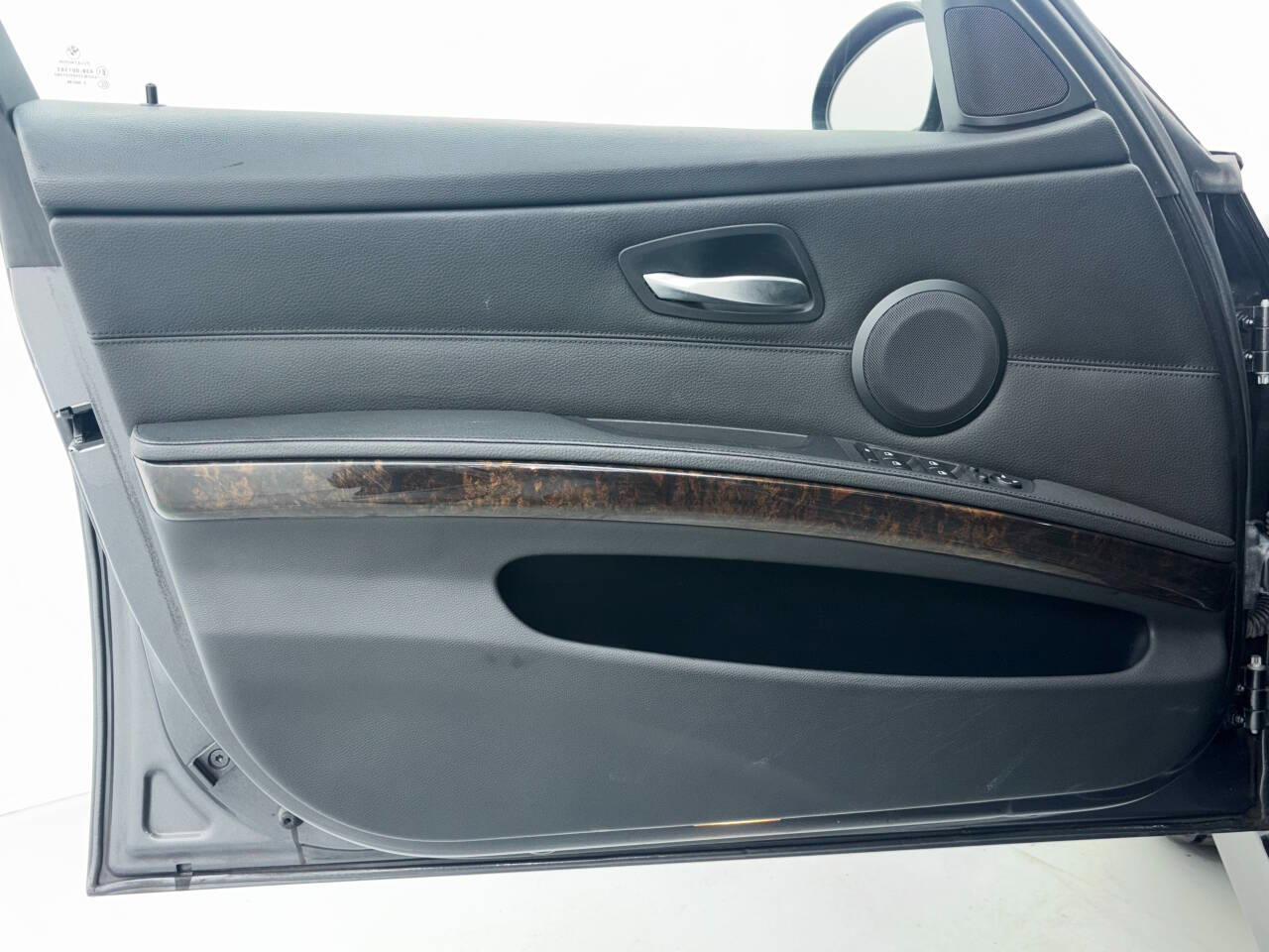 BMW 3-Series 328i 2008