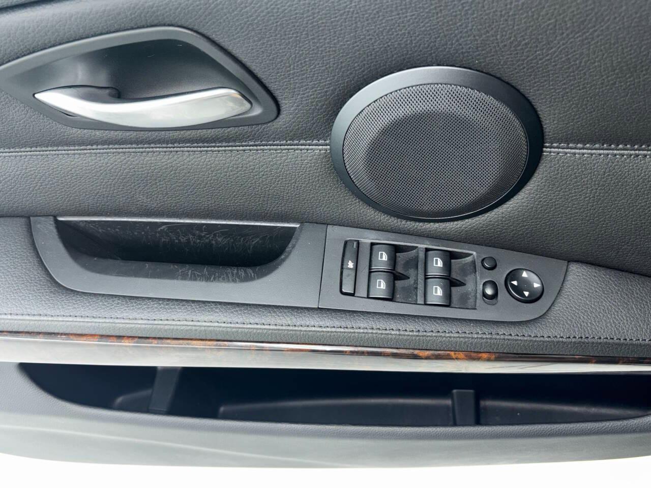 BMW 3-Series 328i 2008