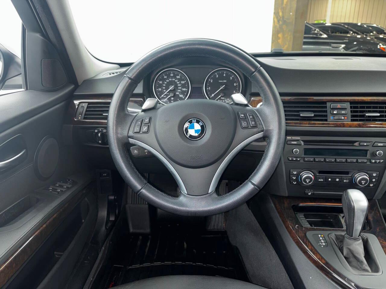 BMW 3-Series 328i 2008