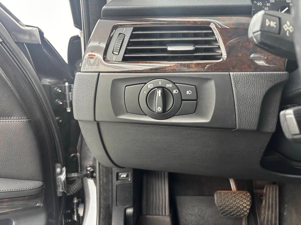 BMW 3-Series 328i 2008