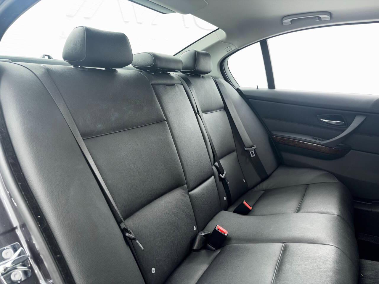 BMW 3-Series 328i 2008