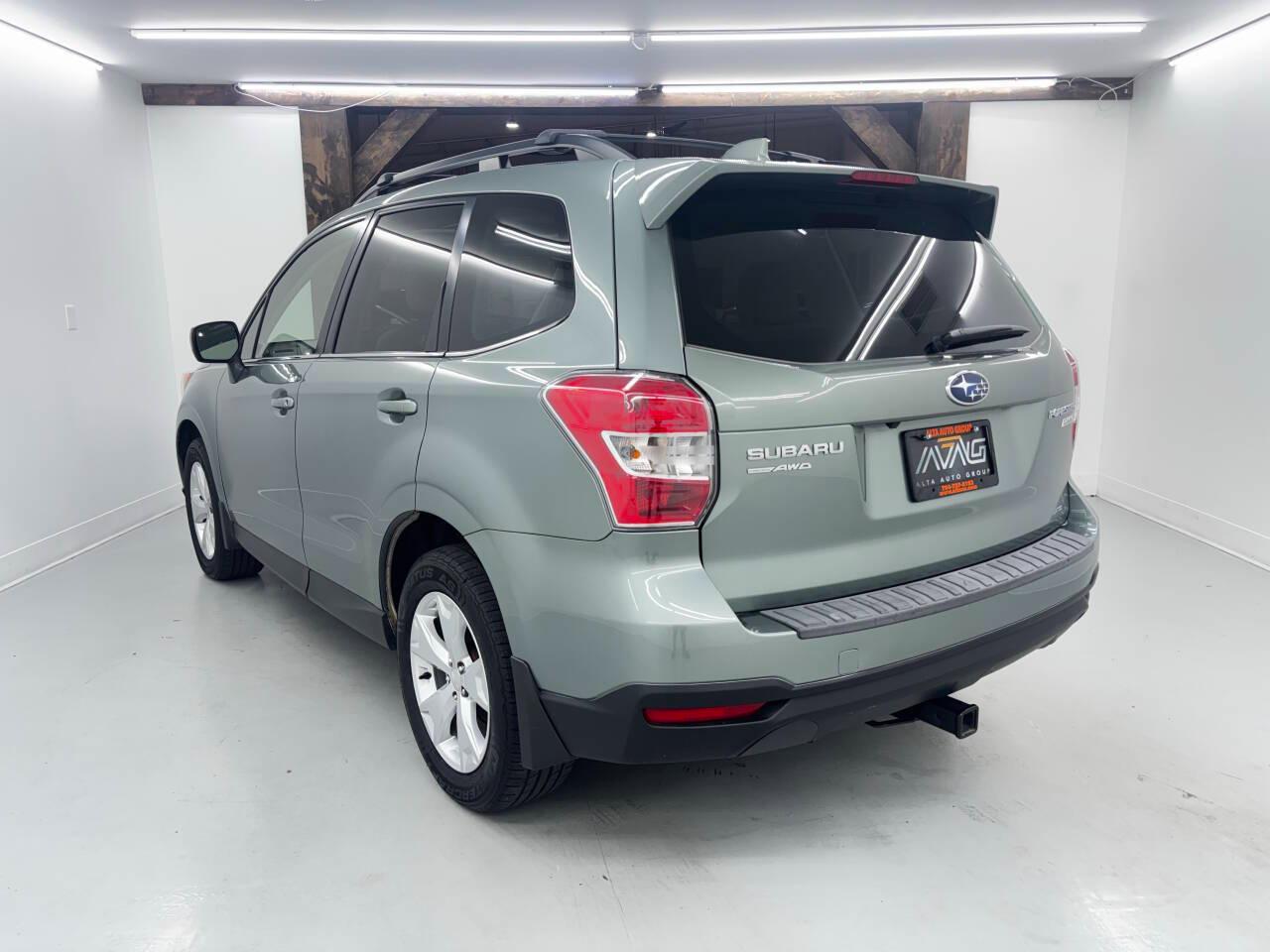 Subaru Forester 2.5i Limited 2016