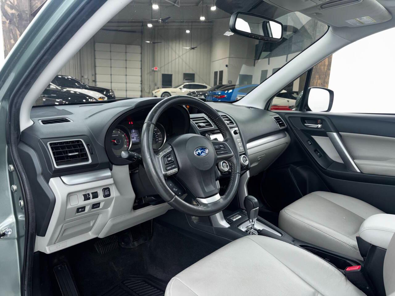 Subaru Forester 2.5i Limited 2016