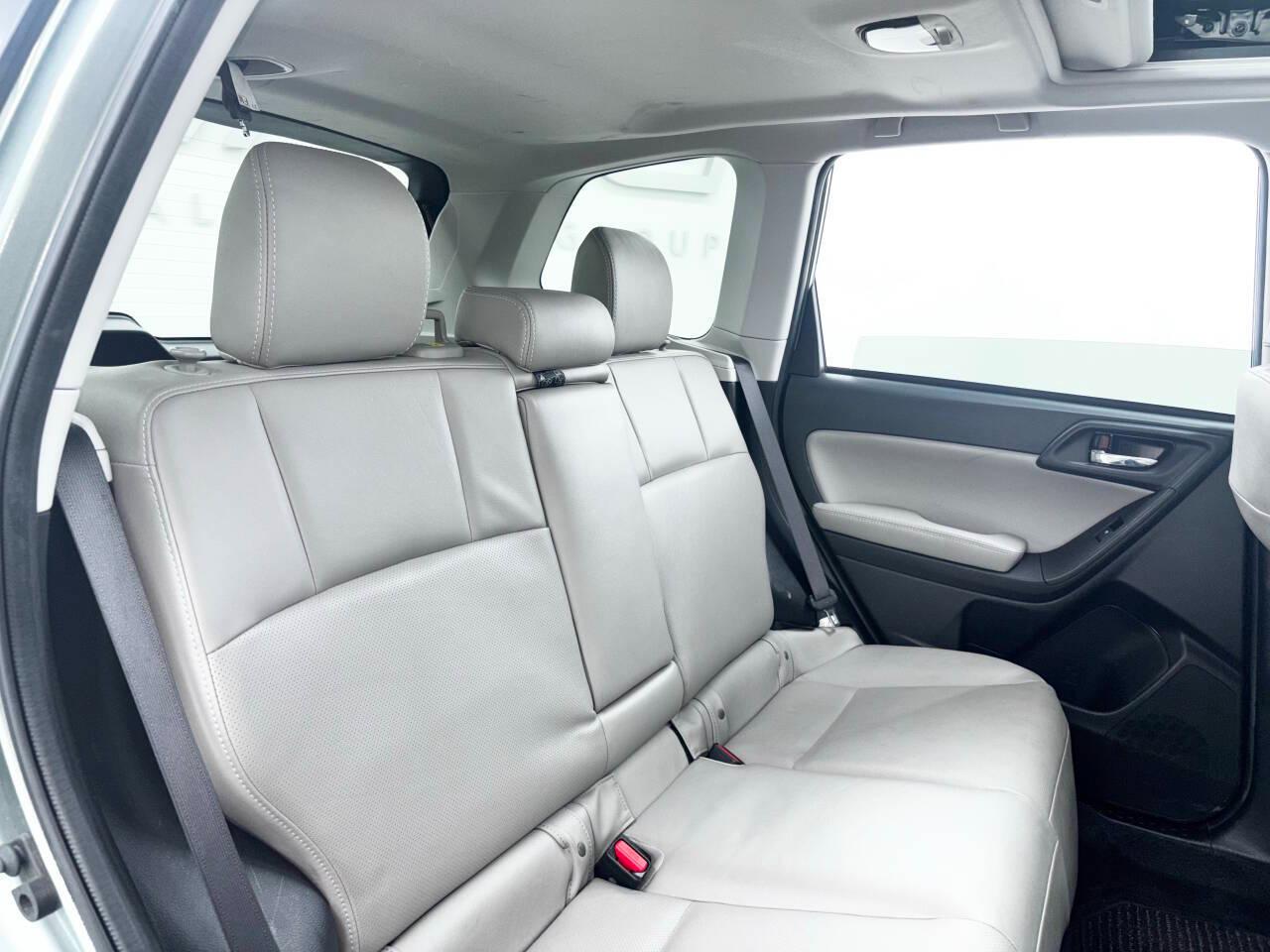 Subaru Forester 2.5i Limited 2016