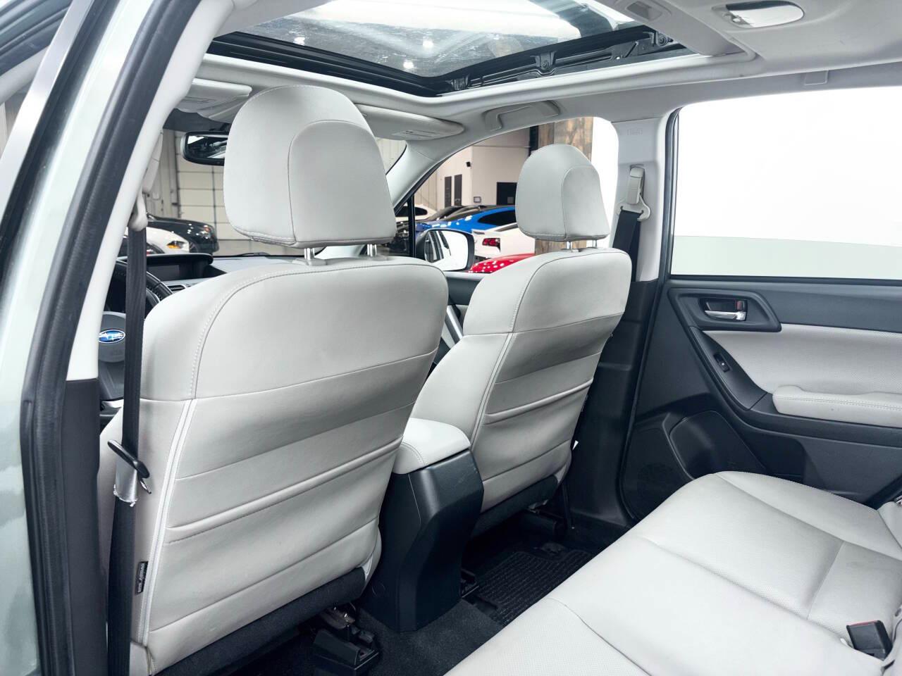 Subaru Forester 2.5i Limited 2016