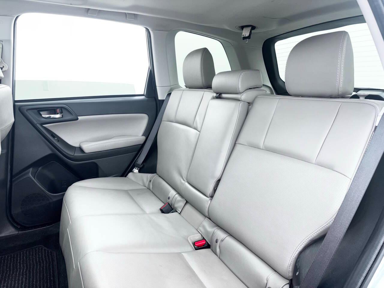 Subaru Forester 2.5i Limited 2016