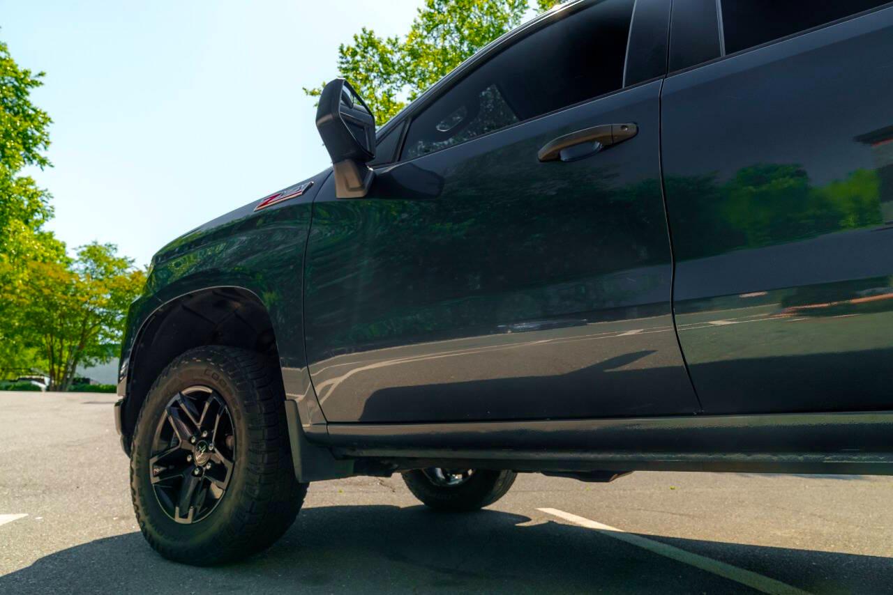 Chevrolet Silverado 1500 Custom Trail Boss Crew Cab Short Box 4WD 2020