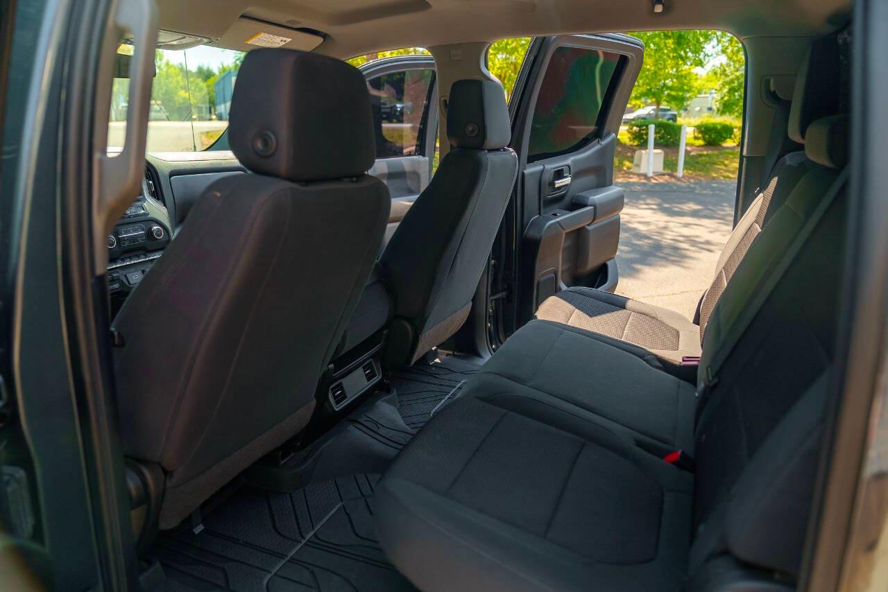 Chevrolet Silverado 1500 Custom Trail Boss Crew Cab Short Box 4WD 2020