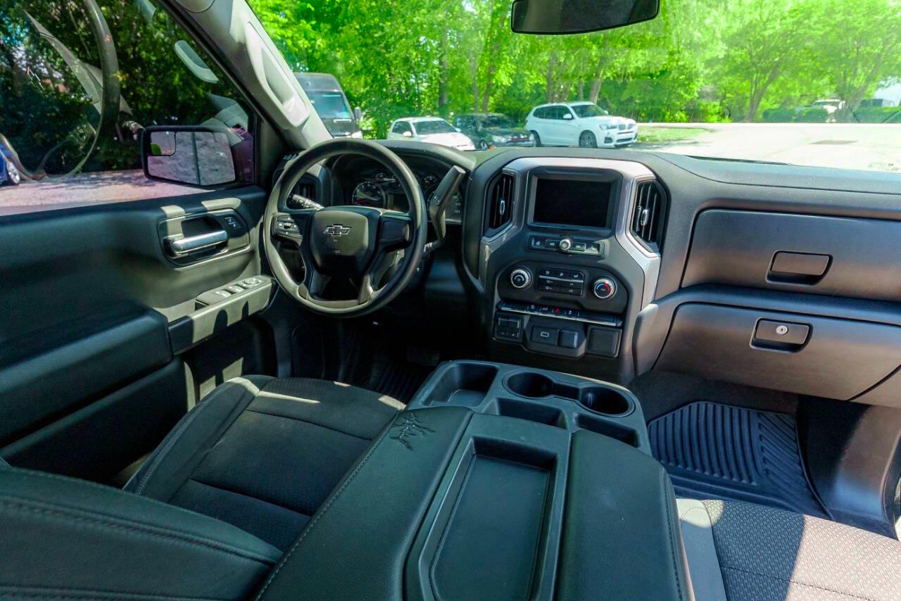 Chevrolet Silverado 1500 Custom Trail Boss Crew Cab Short Box 4WD 2020