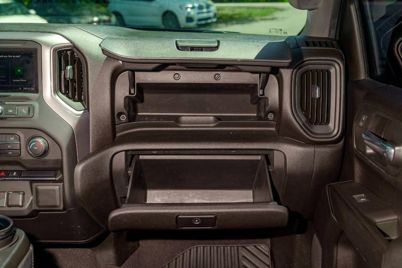 Chevrolet Silverado 1500 Custom Trail Boss Crew Cab Short Box 4WD 2020