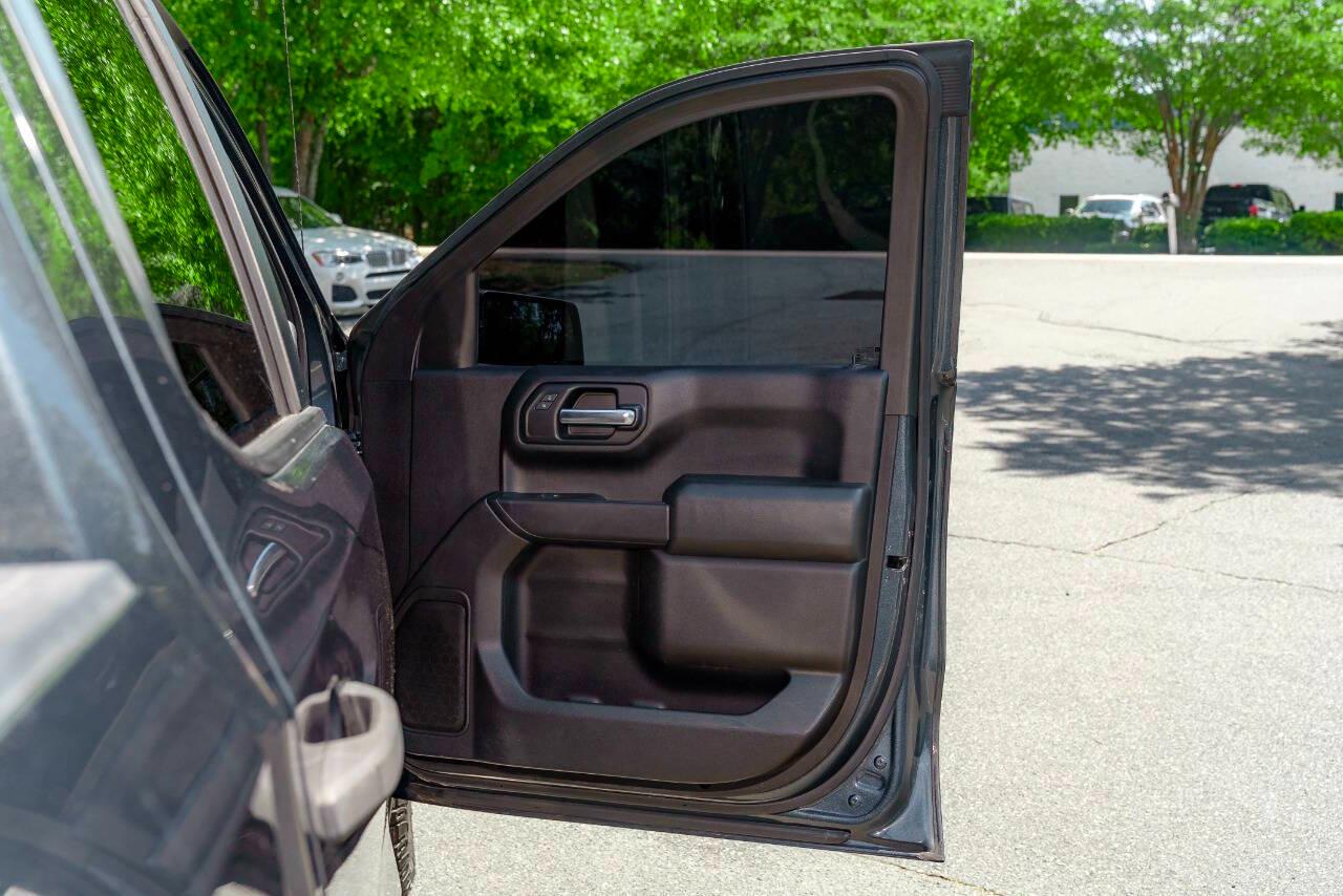 Chevrolet Silverado 1500 Custom Trail Boss Crew Cab Short Box 4WD 2020