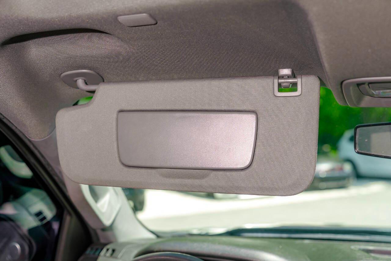 Chevrolet Silverado 1500 Custom Trail Boss Crew Cab Short Box 4WD 2020