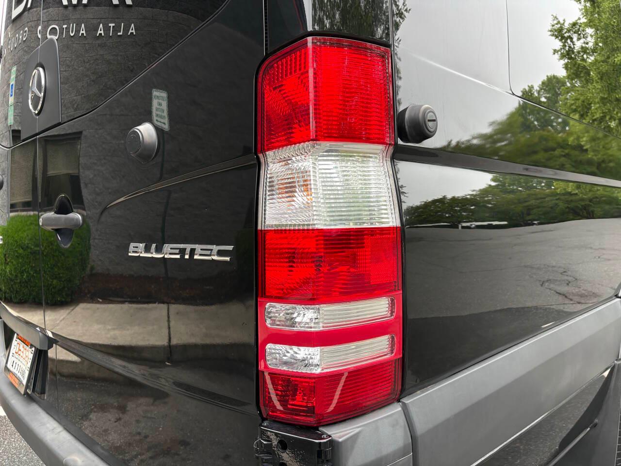 Mercedes-Benz Sprinter 2500 170-in. WB 2016