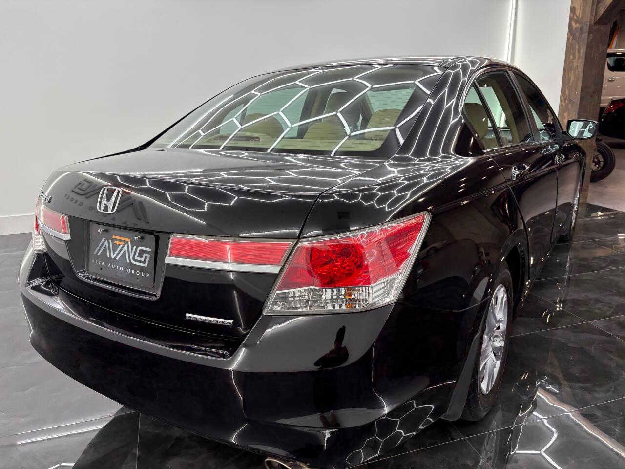 Honda Accord SE Sedan AT 2012