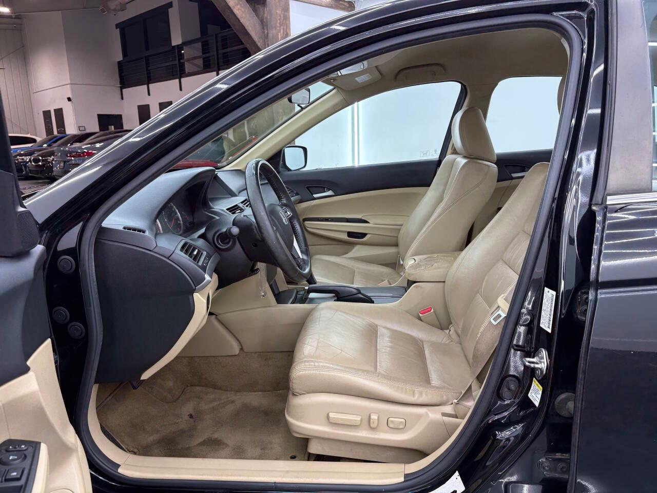 Honda Accord SE Sedan AT 2012