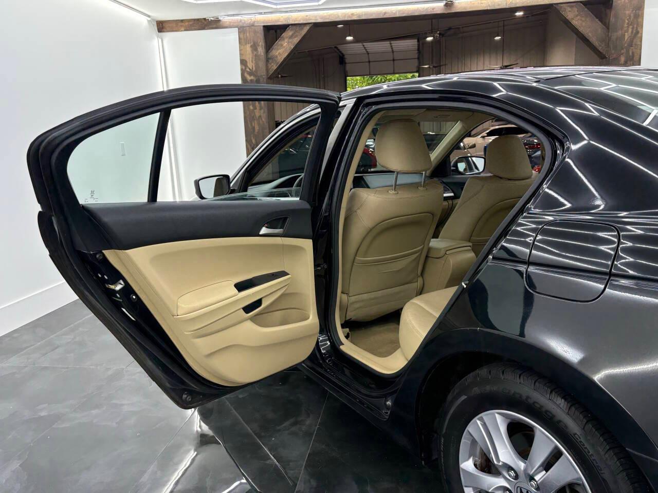 Honda Accord SE Sedan AT 2012