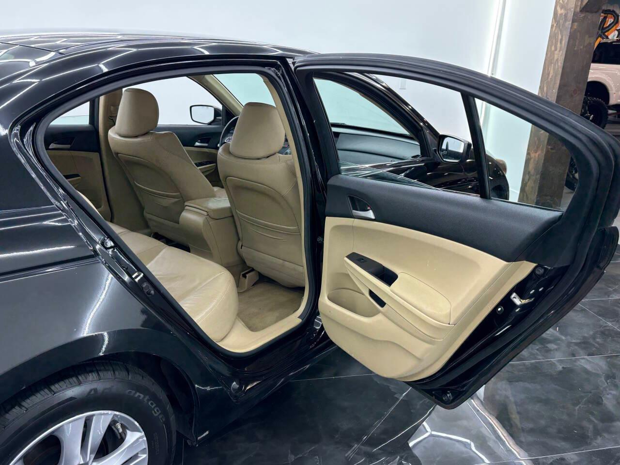 Honda Accord SE Sedan AT 2012