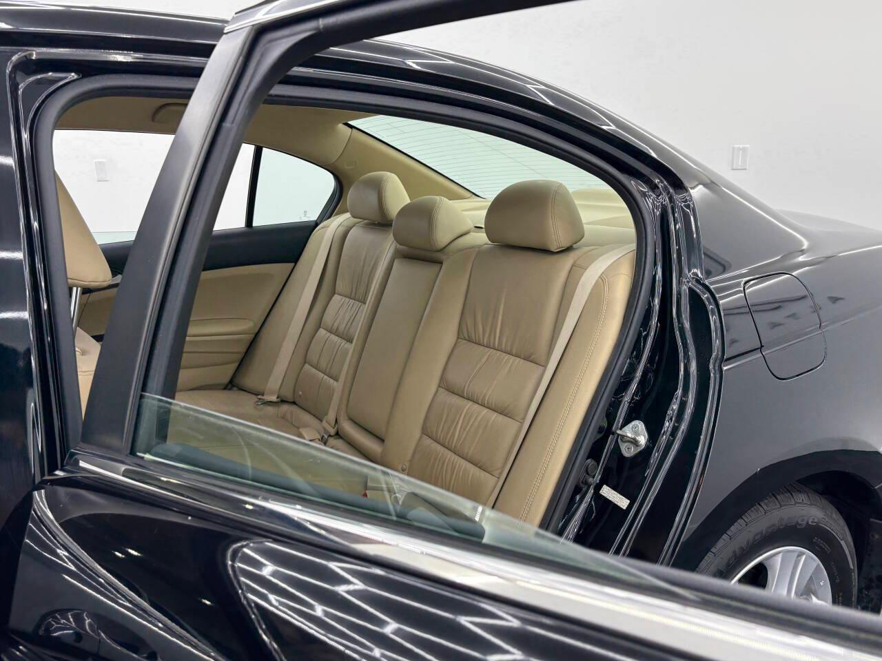 Honda Accord SE Sedan AT 2012