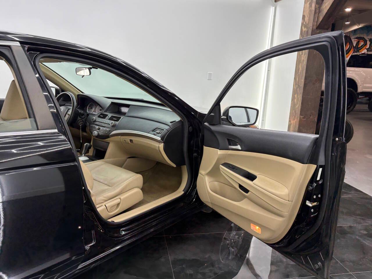 Honda Accord SE Sedan AT 2012