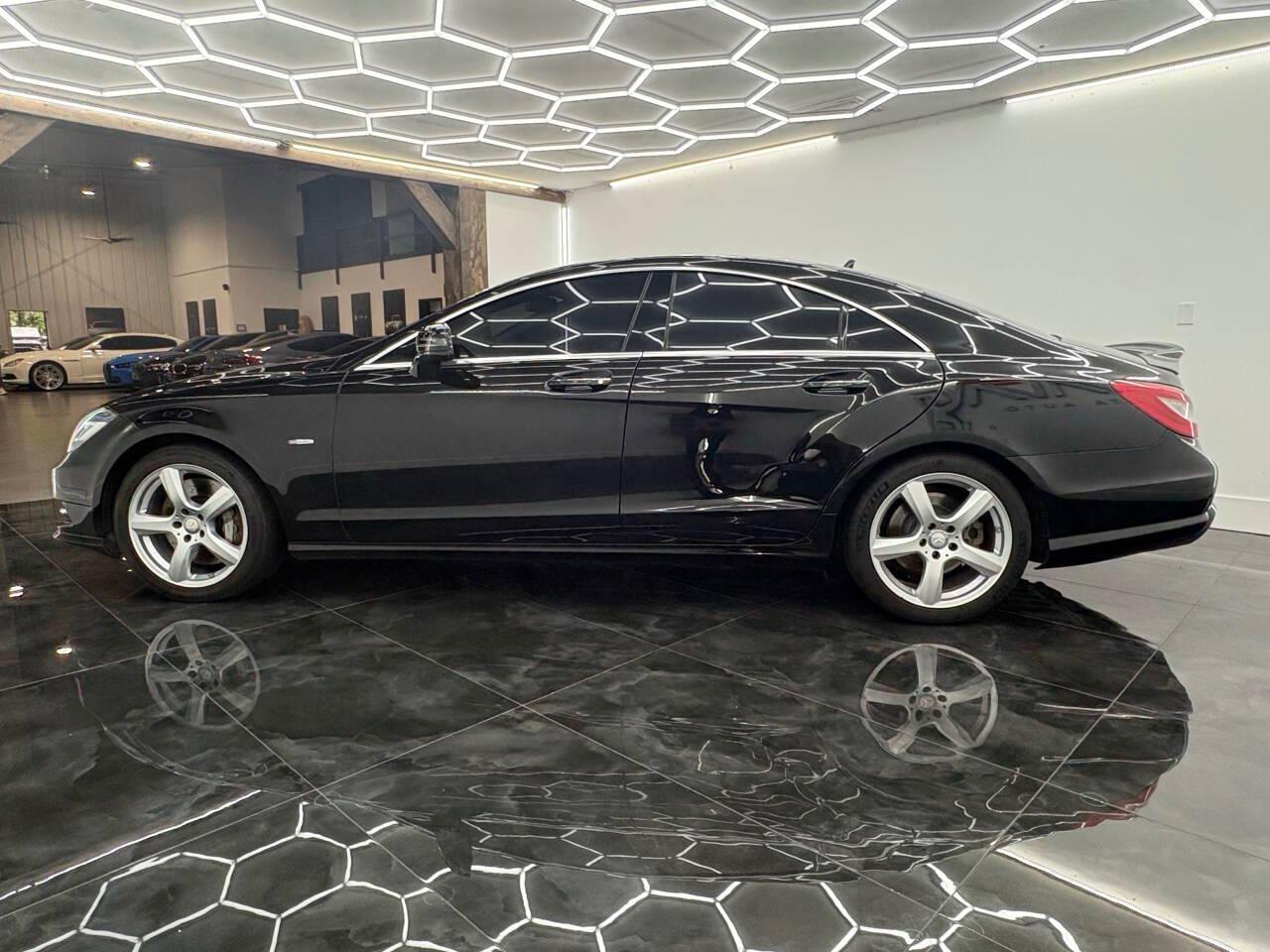 Mercedes-Benz CLS-Class CLS550 2012