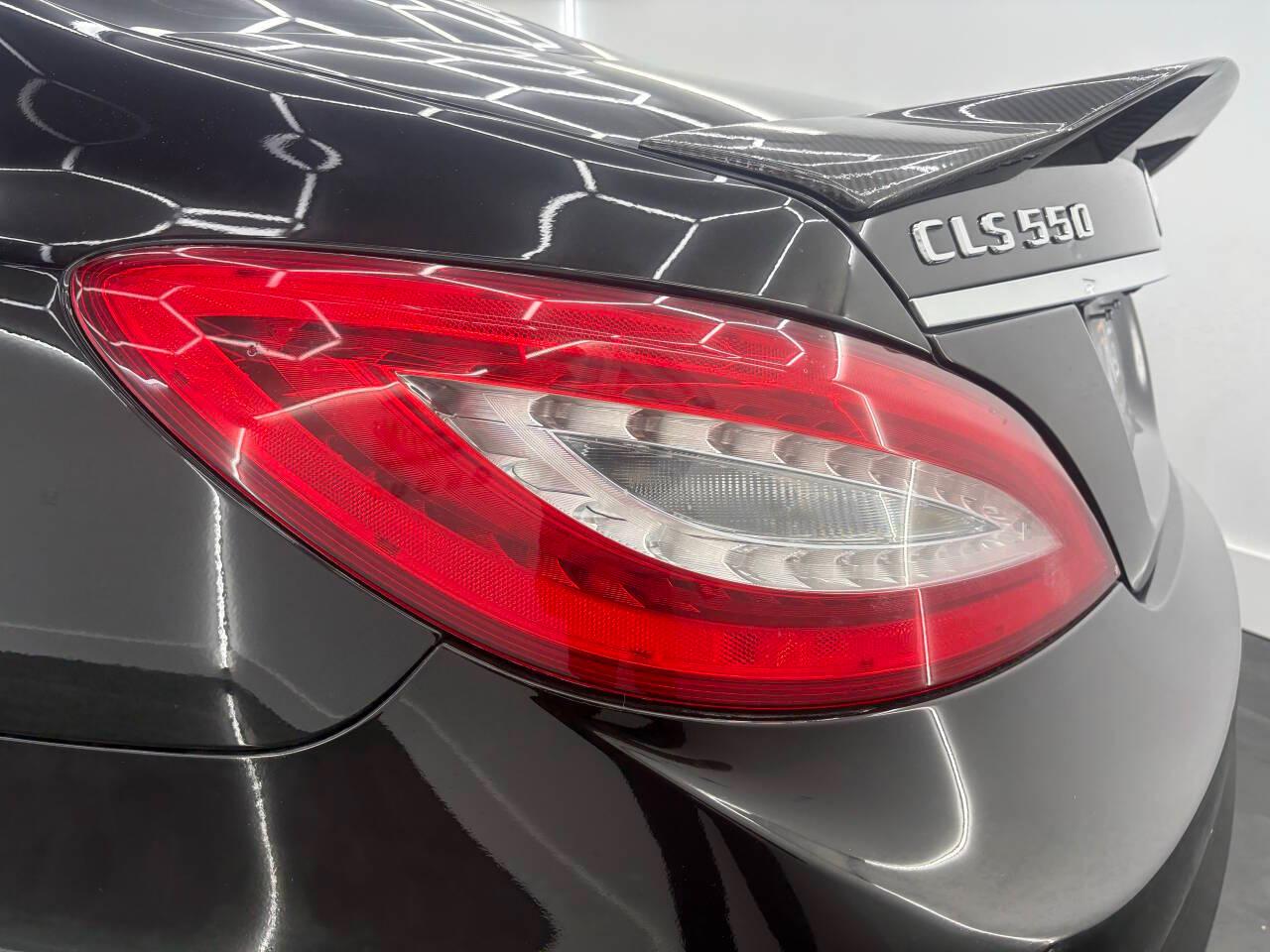 Mercedes-Benz CLS-Class CLS550 2012