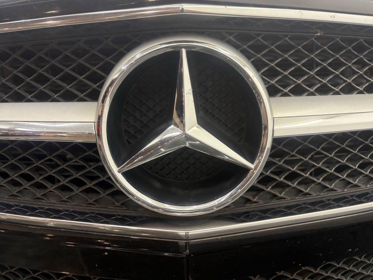 Mercedes-Benz CLS-Class CLS550 2012