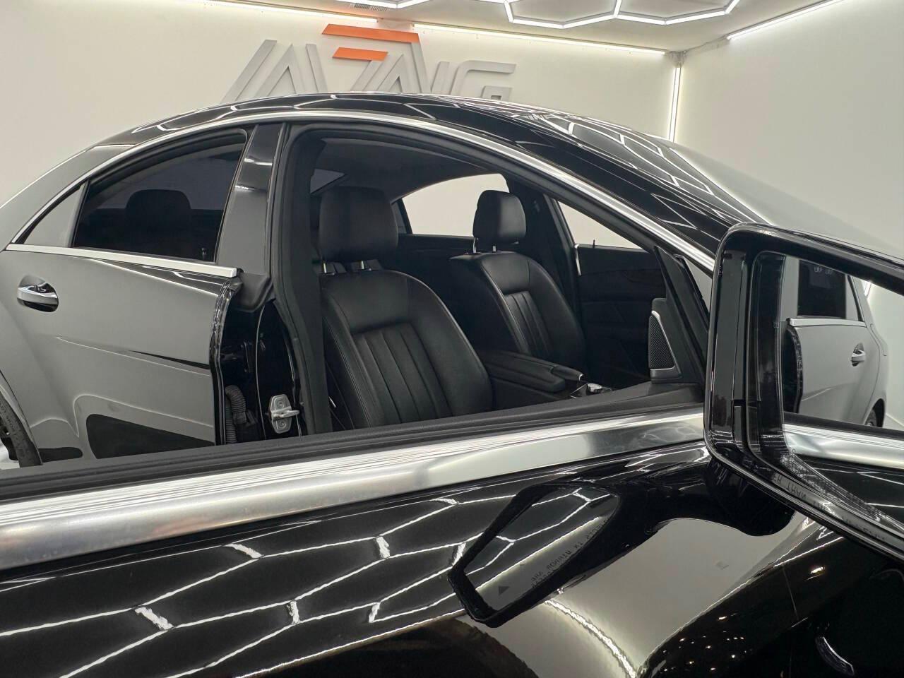 Mercedes-Benz CLS-Class CLS550 2012