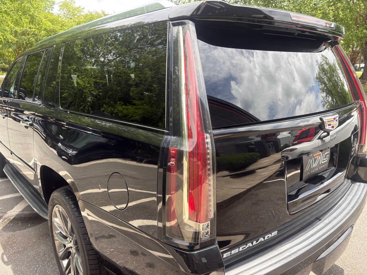 Cadillac Escalade ESV Premium Luxury 4WD 2020