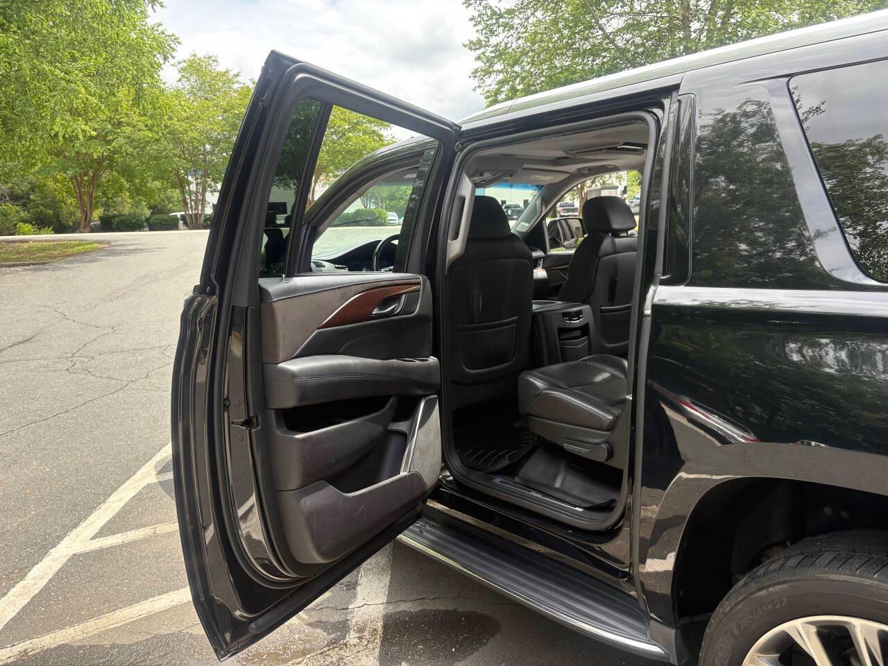 Cadillac Escalade ESV Premium Luxury 4WD 2020