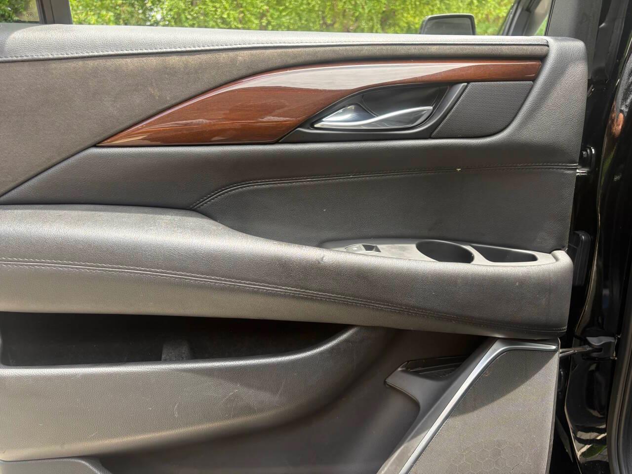 Cadillac Escalade ESV Premium Luxury 4WD 2020