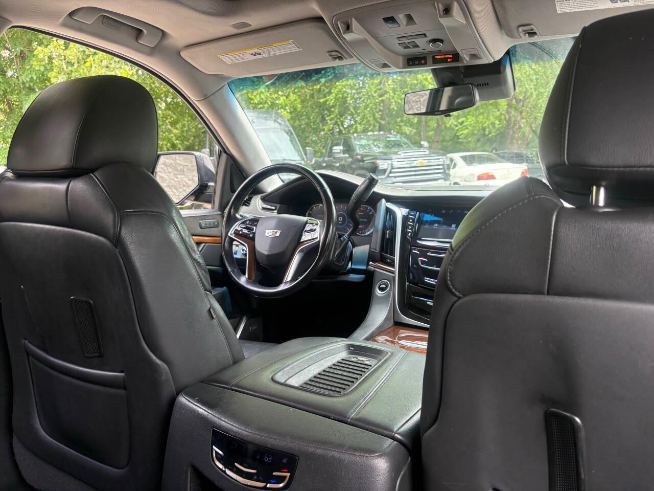 Cadillac Escalade ESV Premium Luxury 4WD 2020